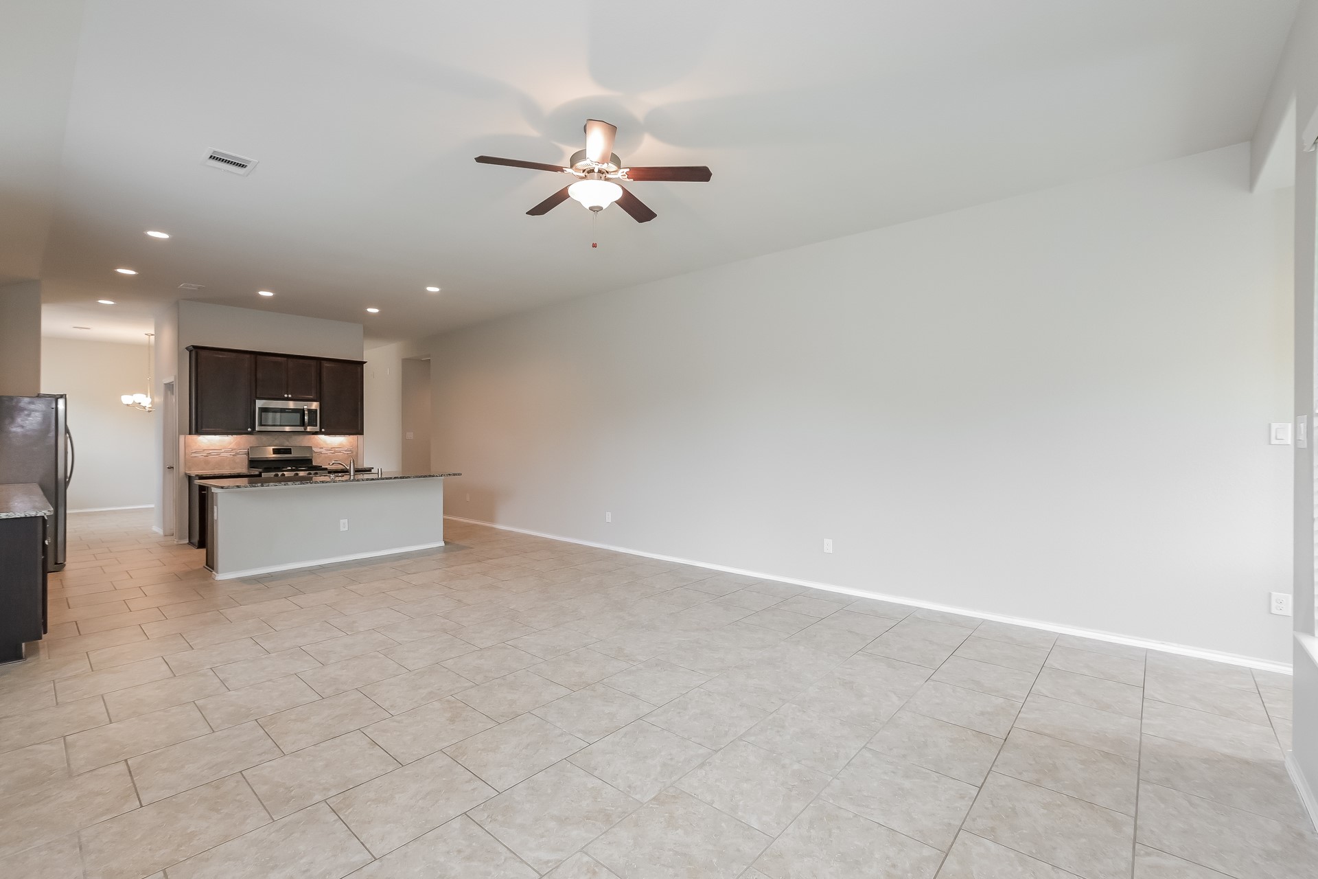 4711 Creekside Haven Trail Property Photo 4