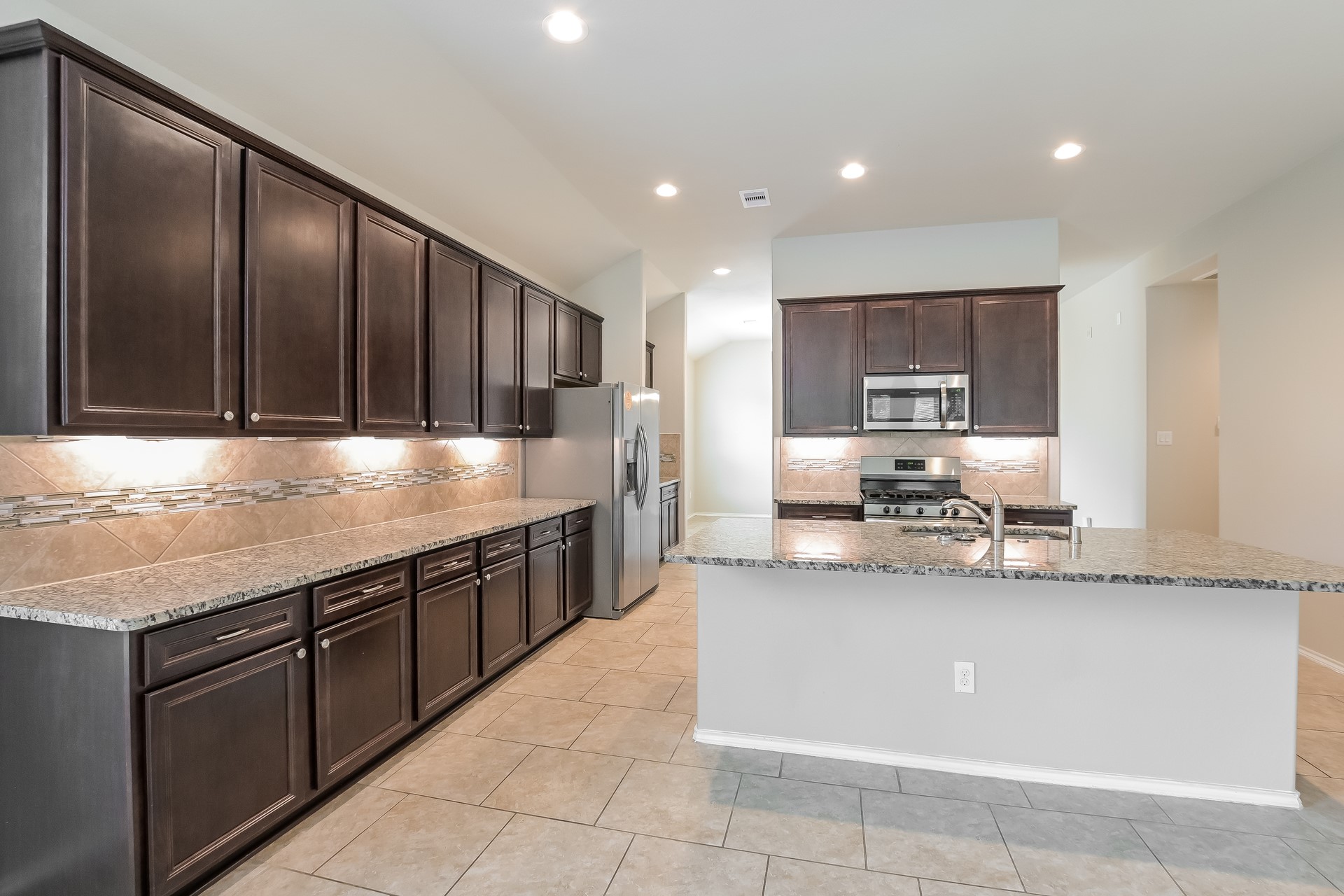 4711 Creekside Haven Trail Property Photo 7