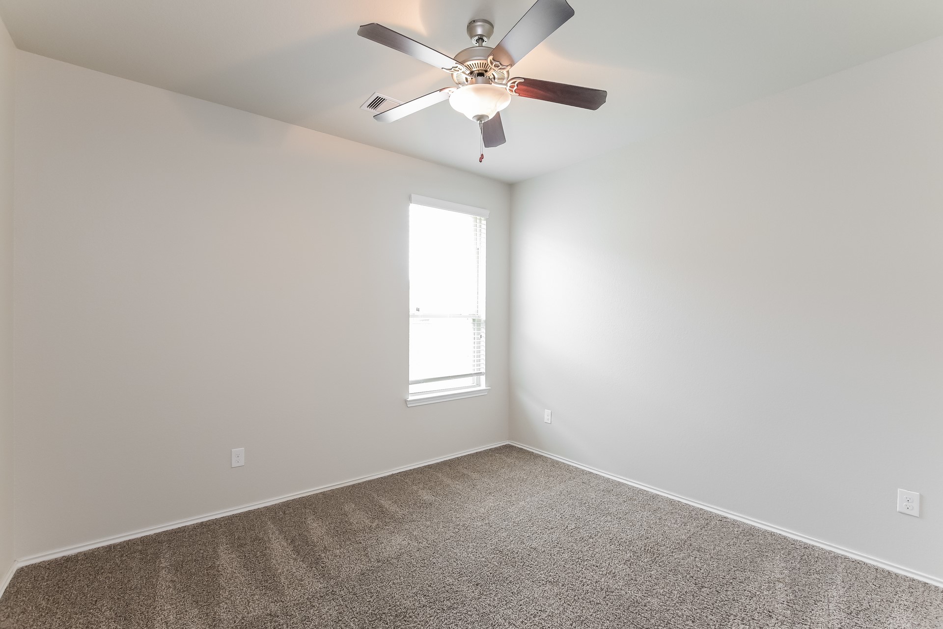 4711 Creekside Haven Trail Property Photo 11