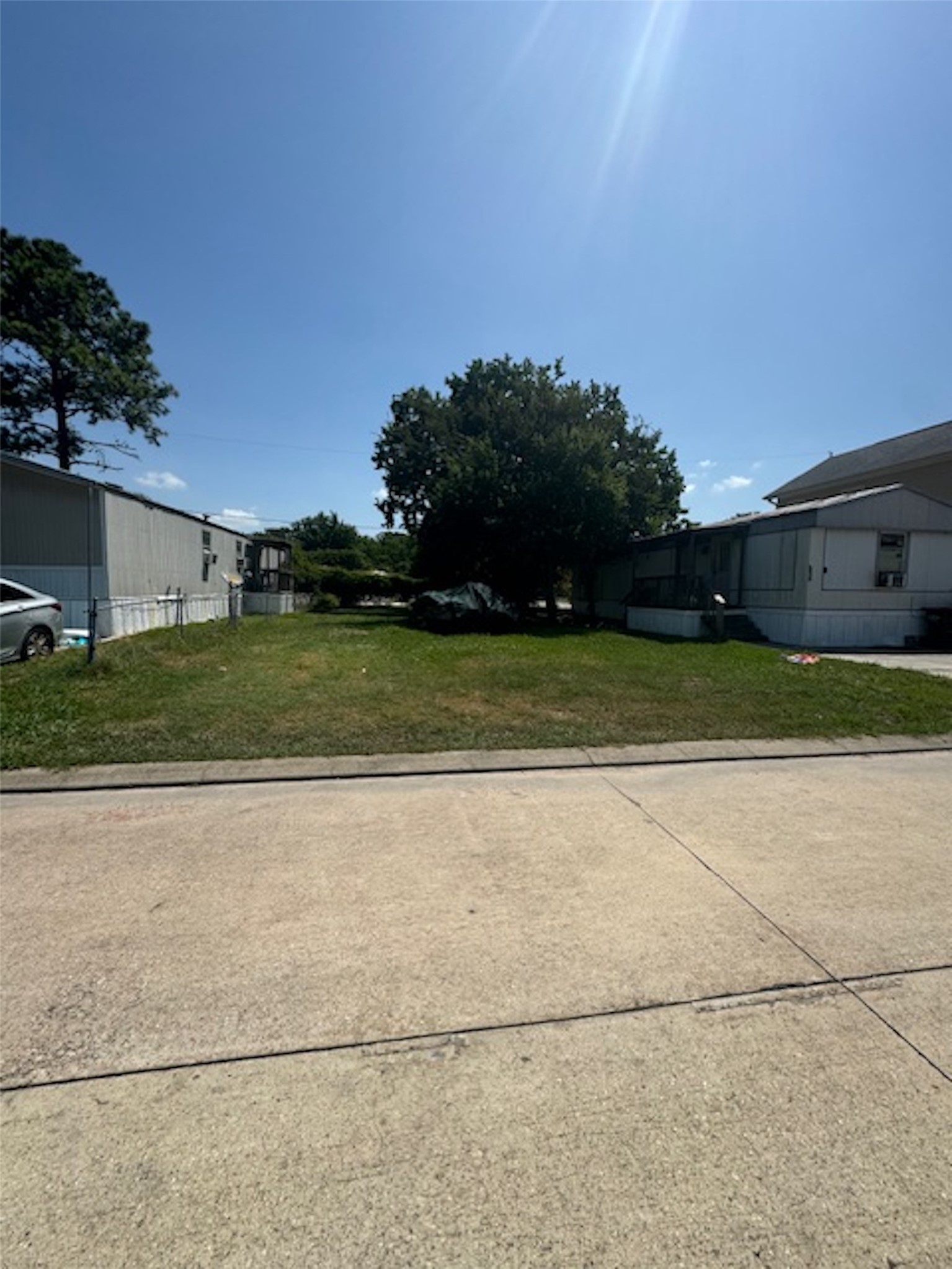3215 Bay Oaks Harbor Drive Property Photo 5