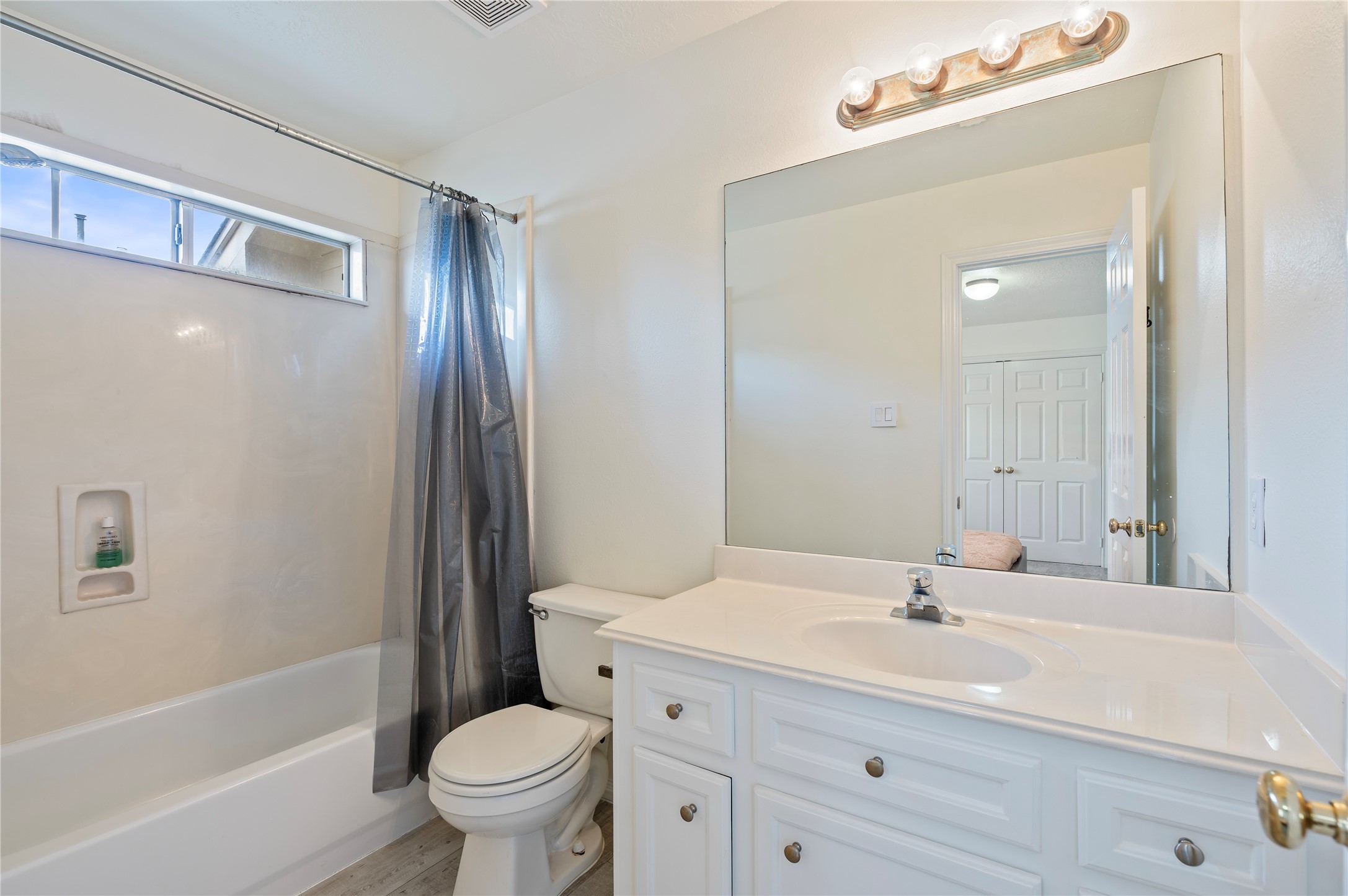 2060 Glencove Drive Property Photo 24