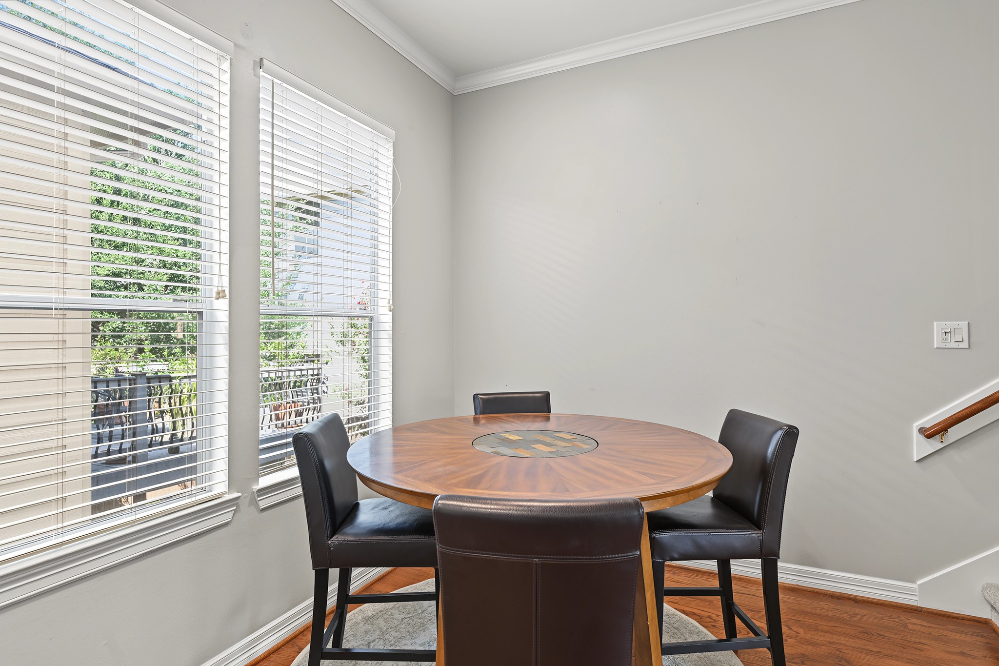 607 Leverkuhn Street Property Photo 10