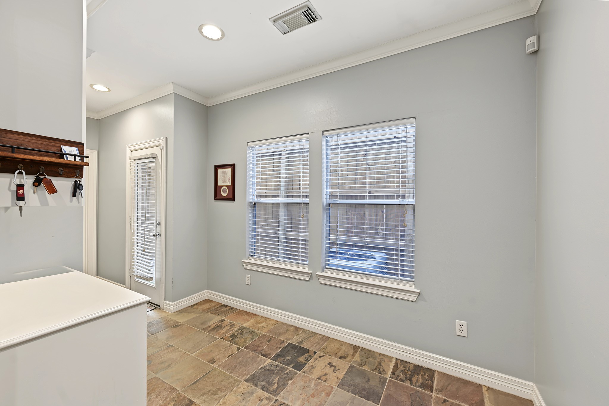 607 Leverkuhn Street Property Photo 19