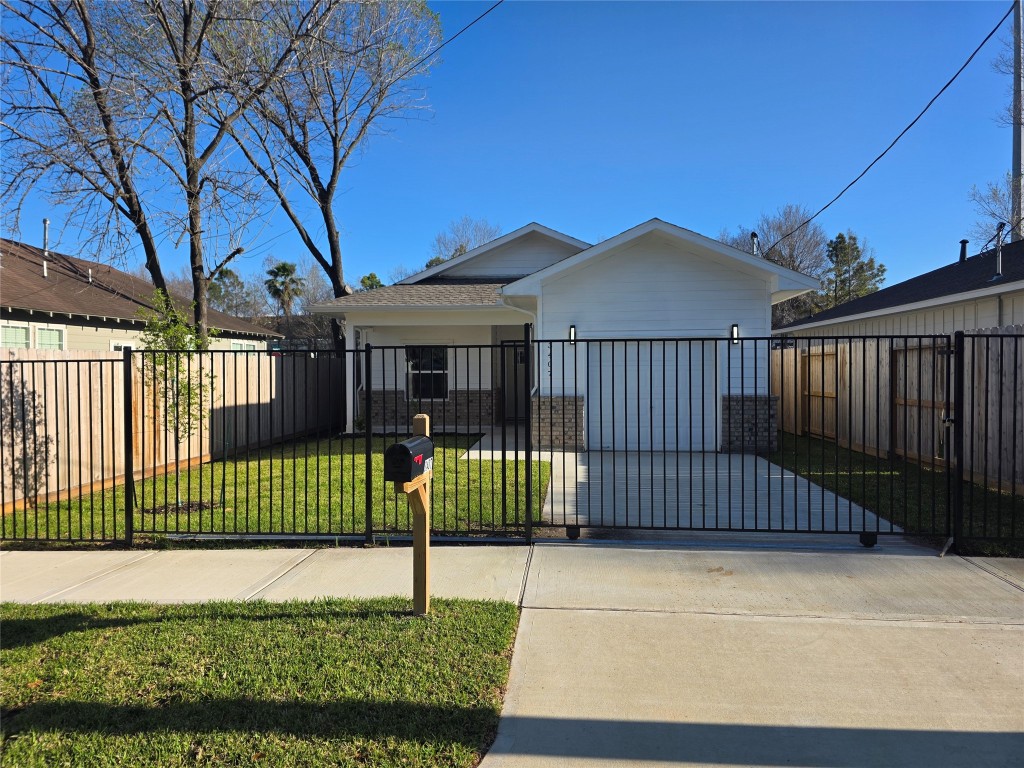 3407 Webster Street Property Photo 1
