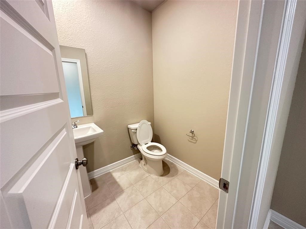 7239 Grand Mason Drive Property Photo 8