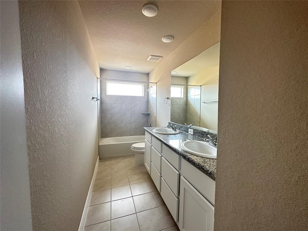 7239 Grand Mason Drive Property Photo 13