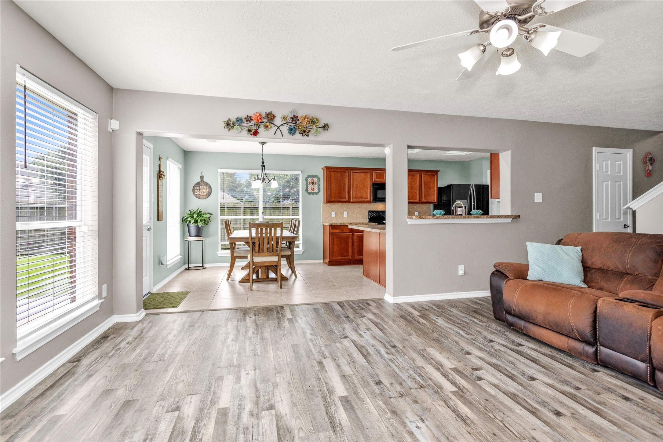 8302 Coriander Lane Property Photo 12
