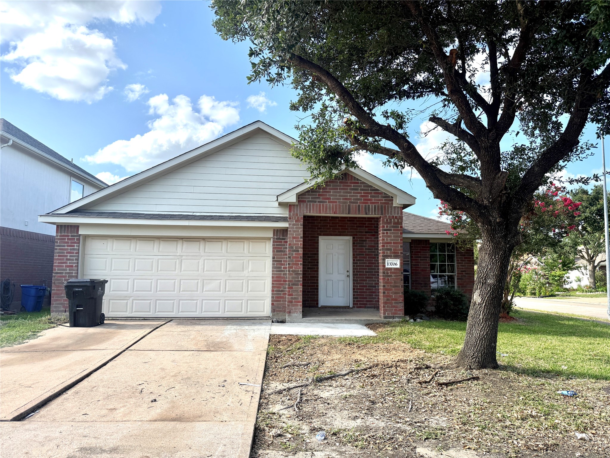 13706 Audra Lane Property Photo 1