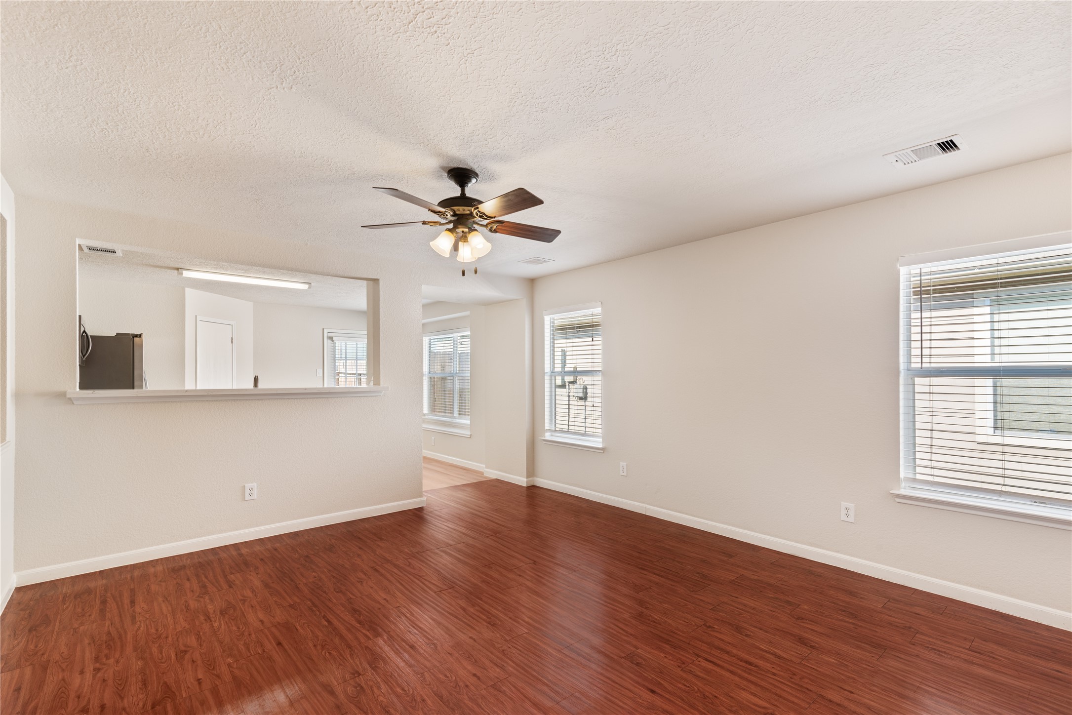 3003 Ribbon Creek Way Property Photo 3