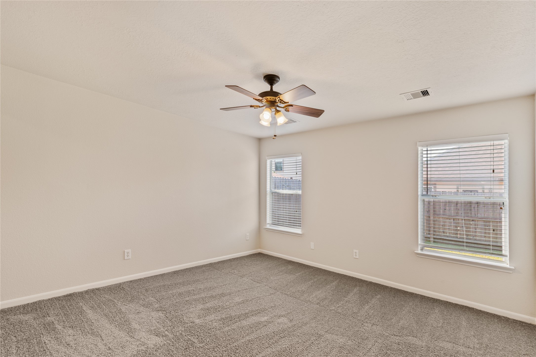 3003 Ribbon Creek Way Property Photo 9
