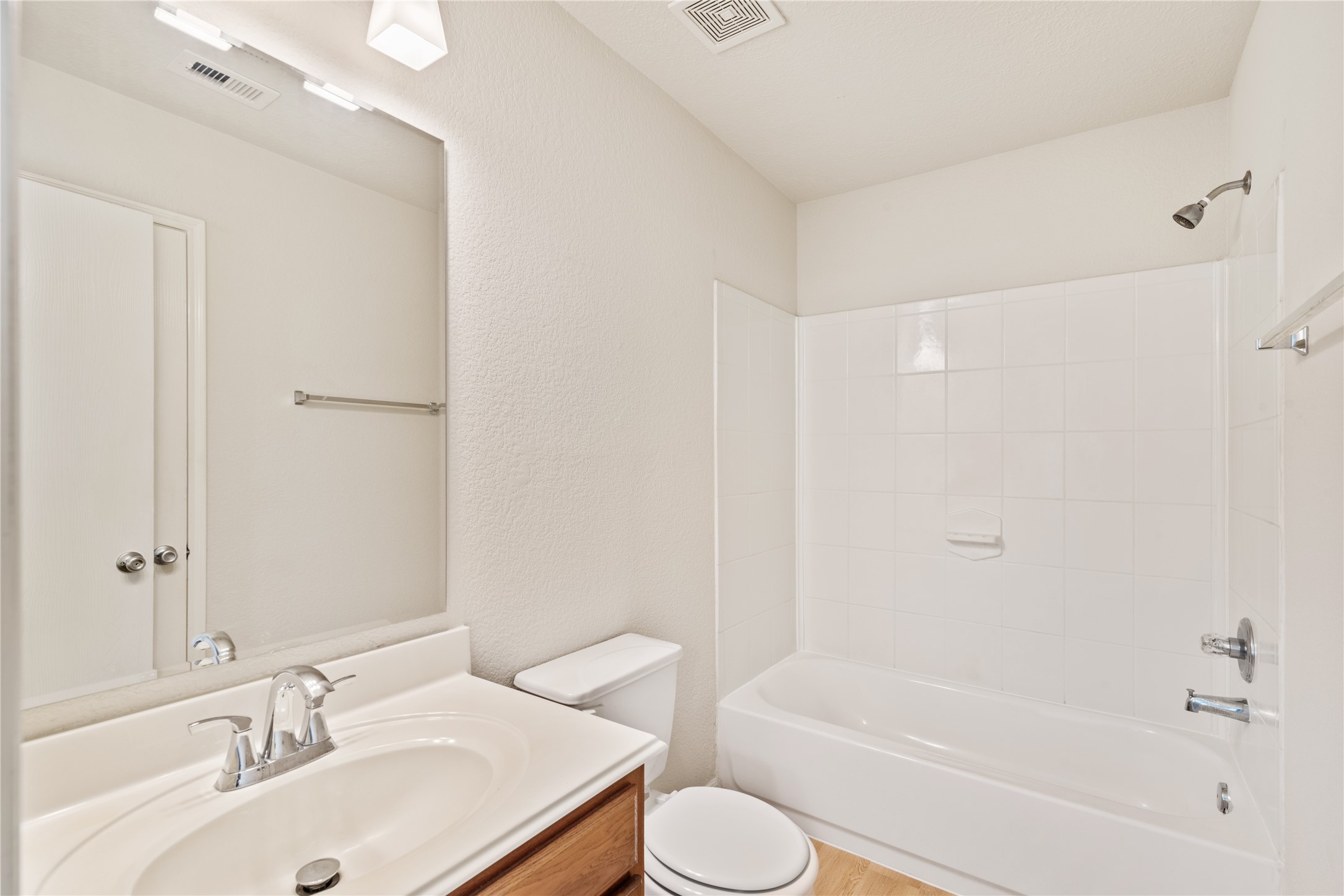 3003 Ribbon Creek Way Property Photo 10