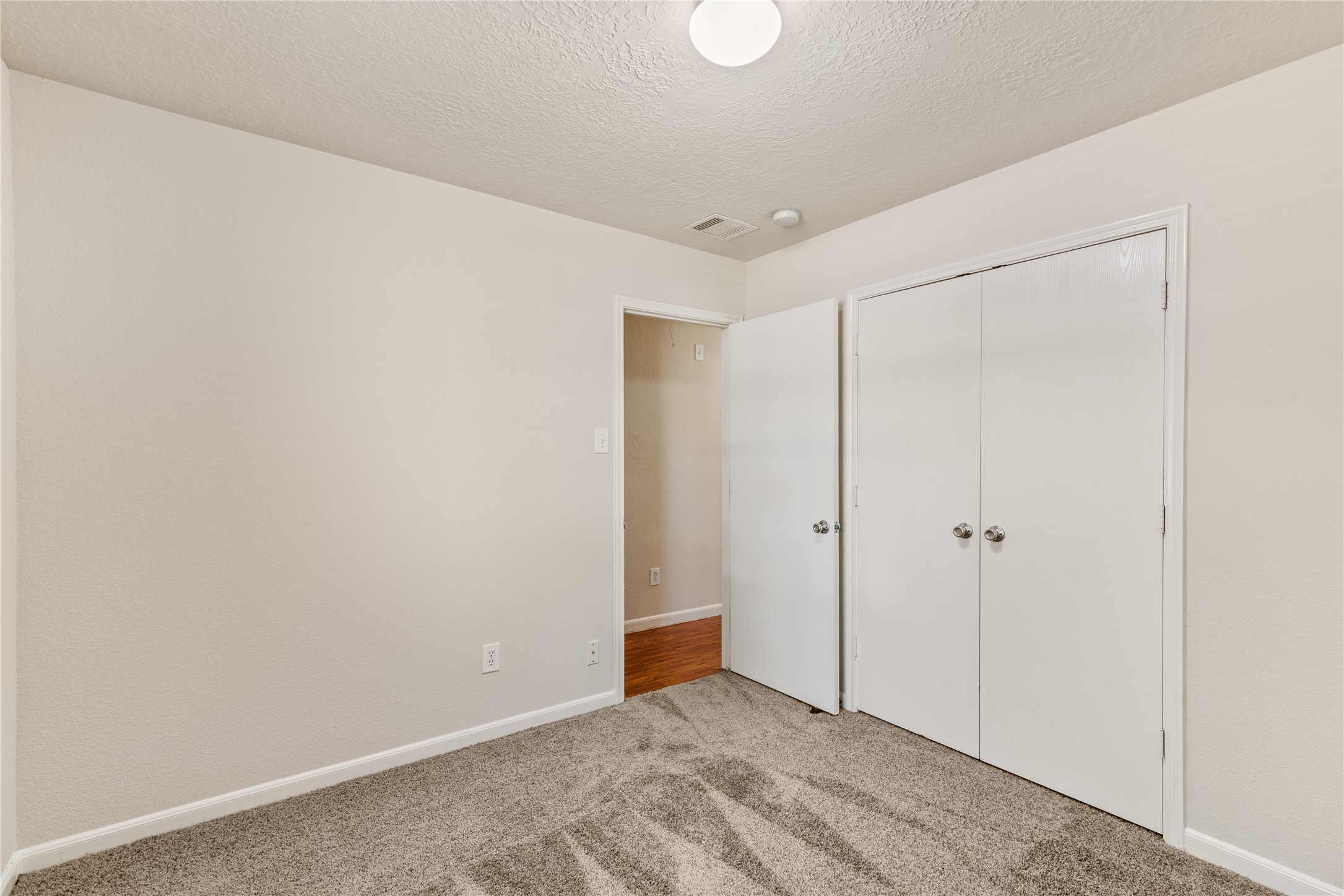 3003 Ribbon Creek Way Property Photo 15