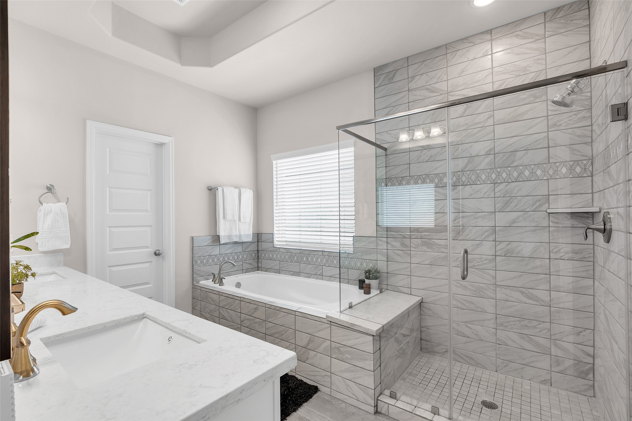 10607 Centre Forest Drive Property Photo 22