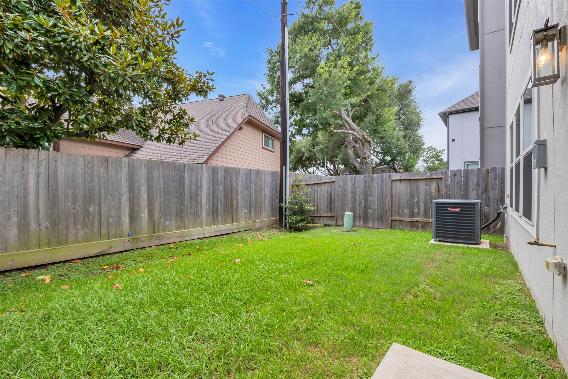 10607 Centre Forest Drive Property Photo 40