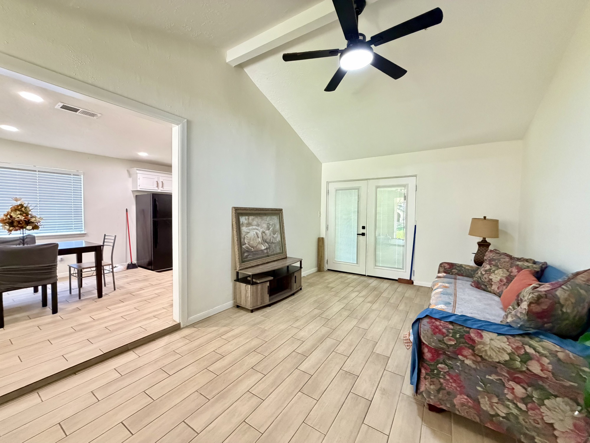 23107 Banquo Drive Property Photo 4