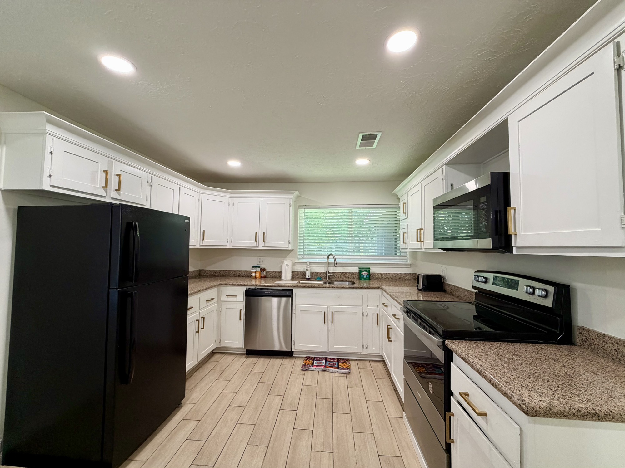 23107 Banquo Drive Property Photo 7
