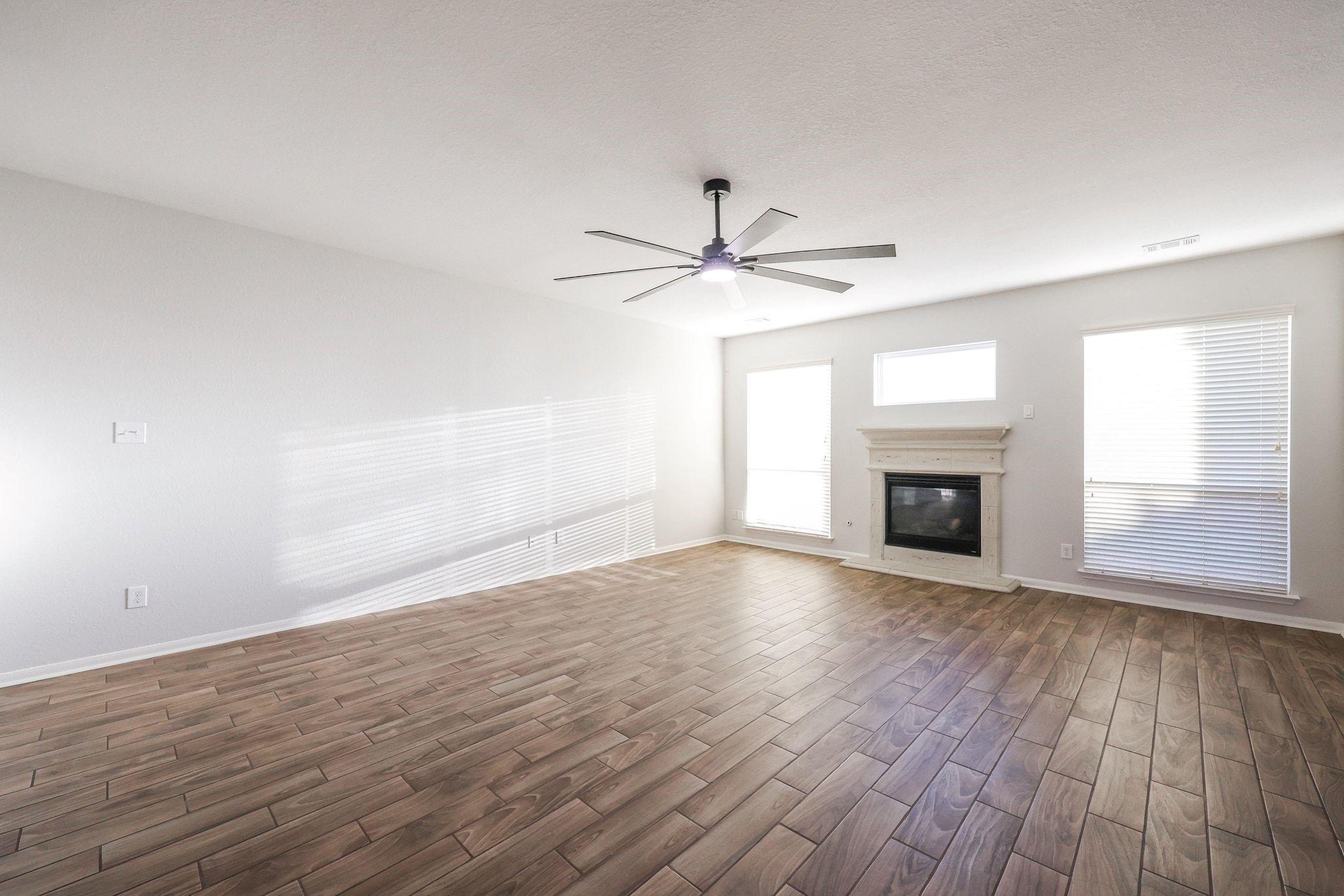 4830 Gingham Check Court Property Photo 8