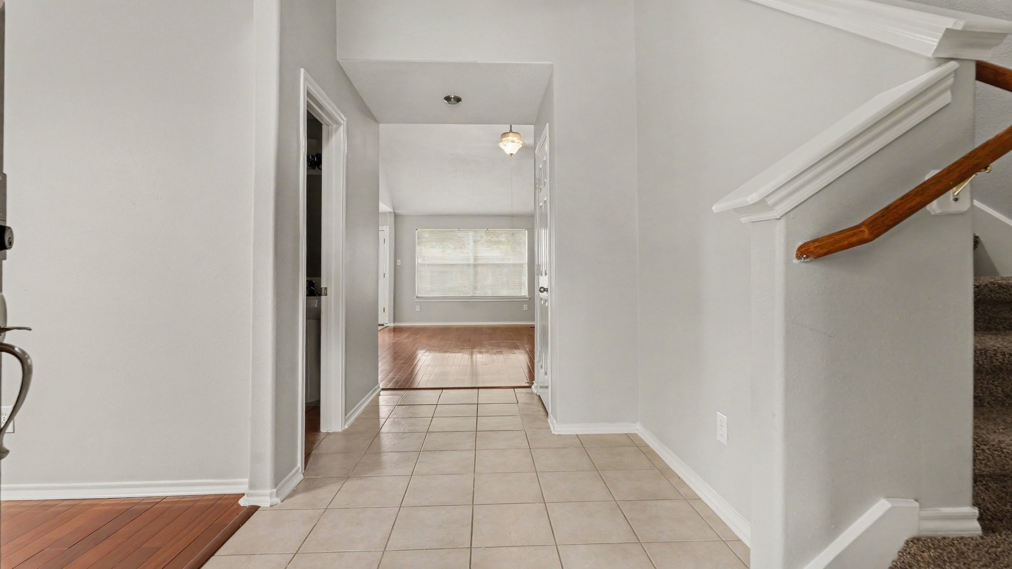 20139 Glen Breeze Court Property Photo 12