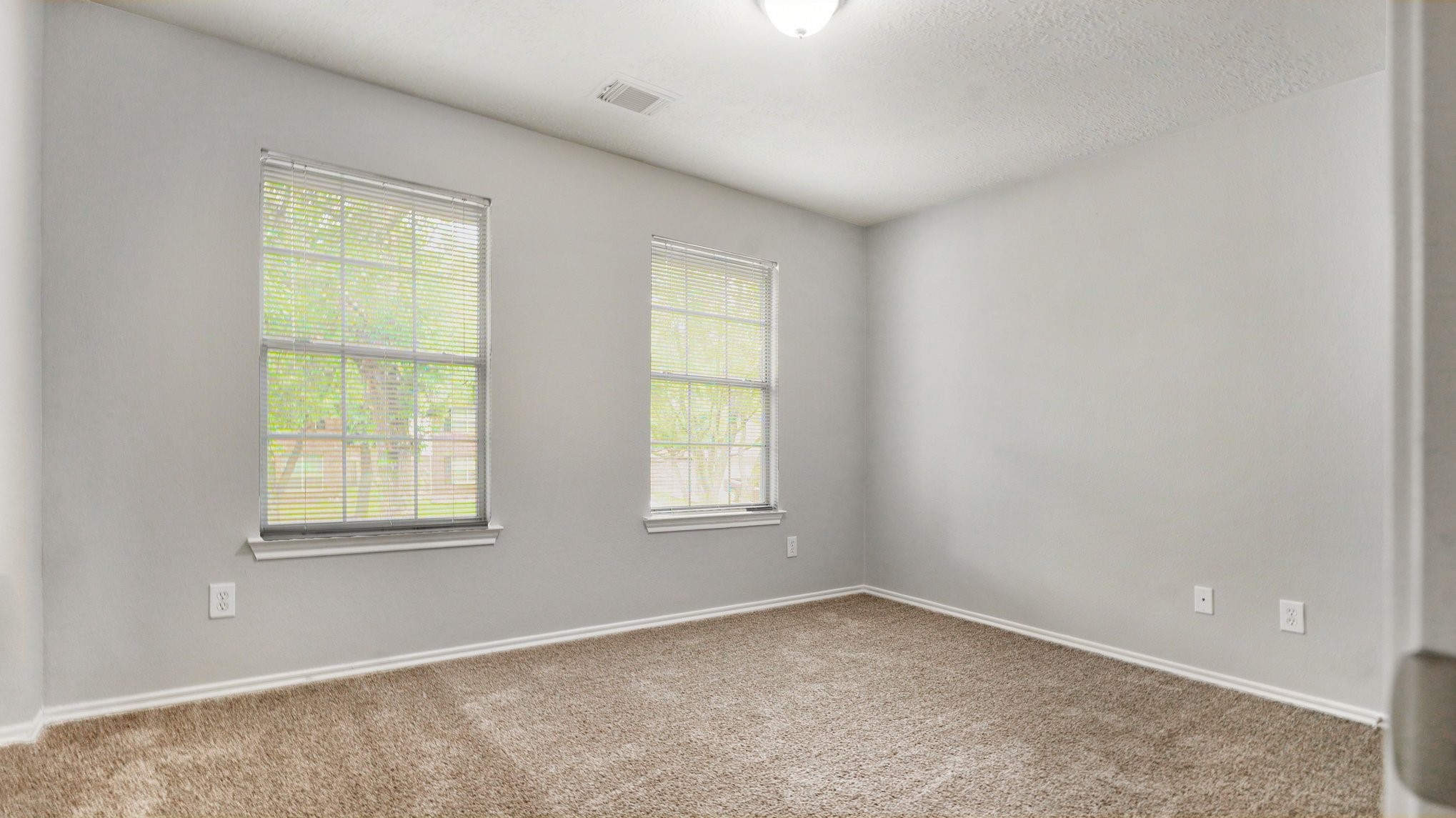20139 Glen Breeze Court Property Photo 23