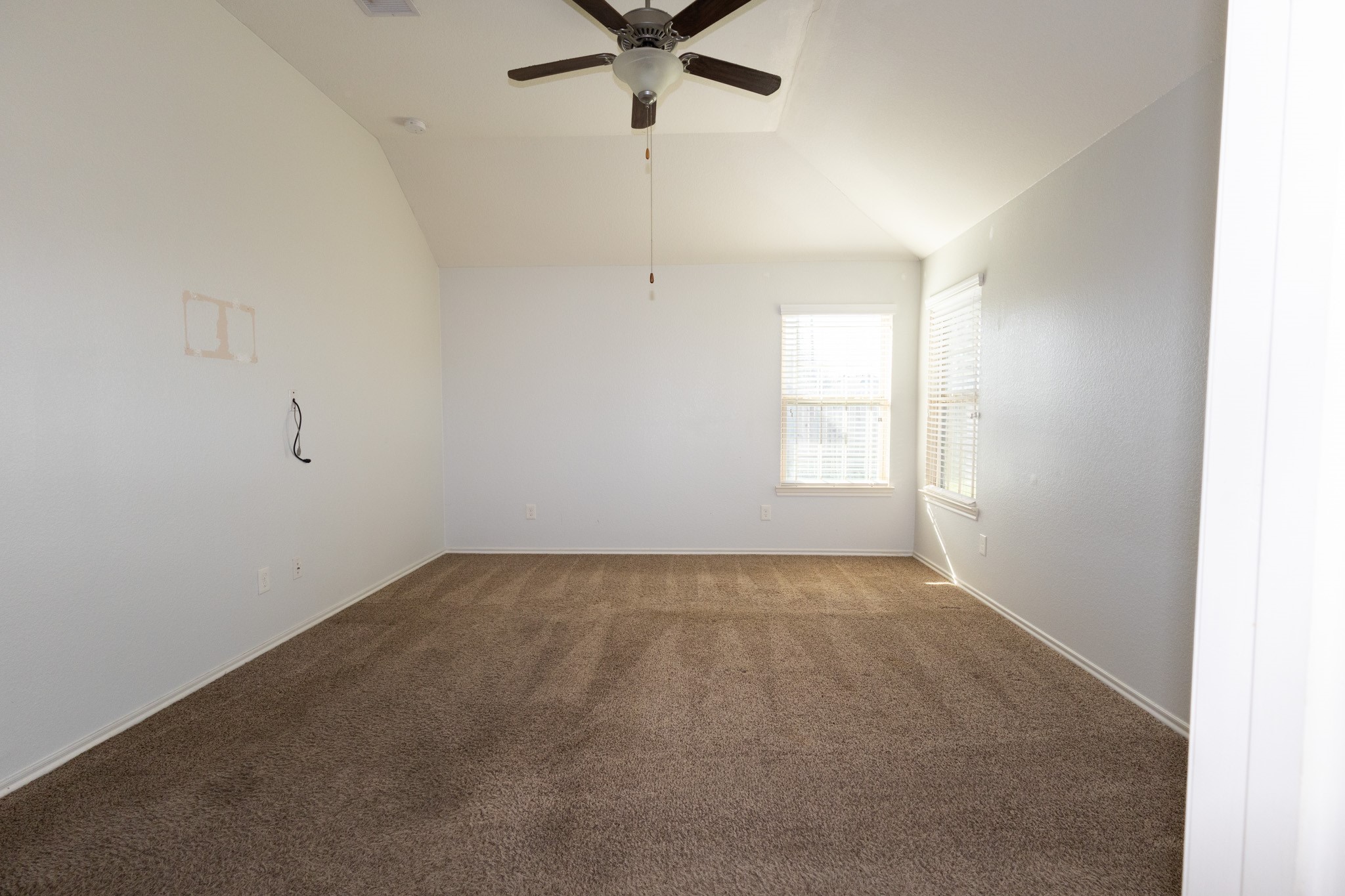 19714 Regal Crest Court Property Photo 8