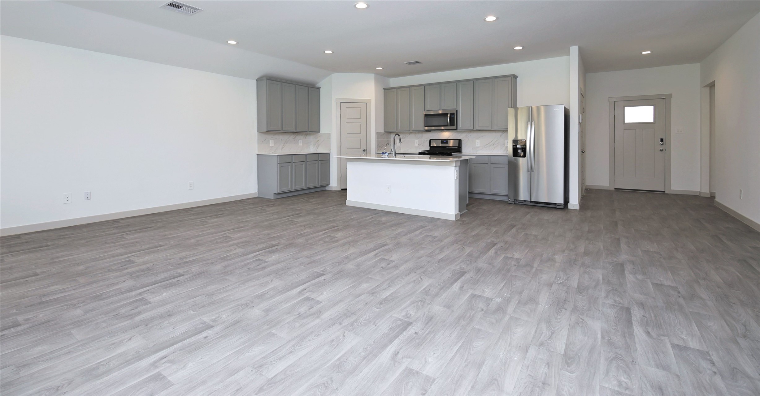 6830 Dell Vista Property Photo 4