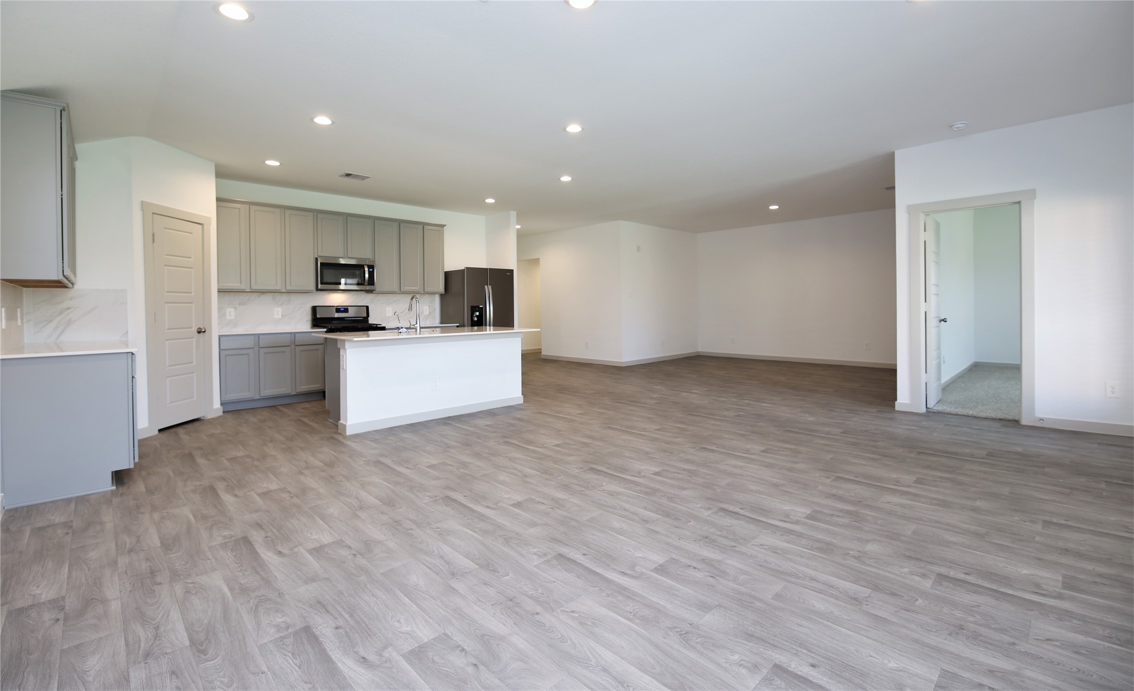 6830 Dell Vista Property Photo 5