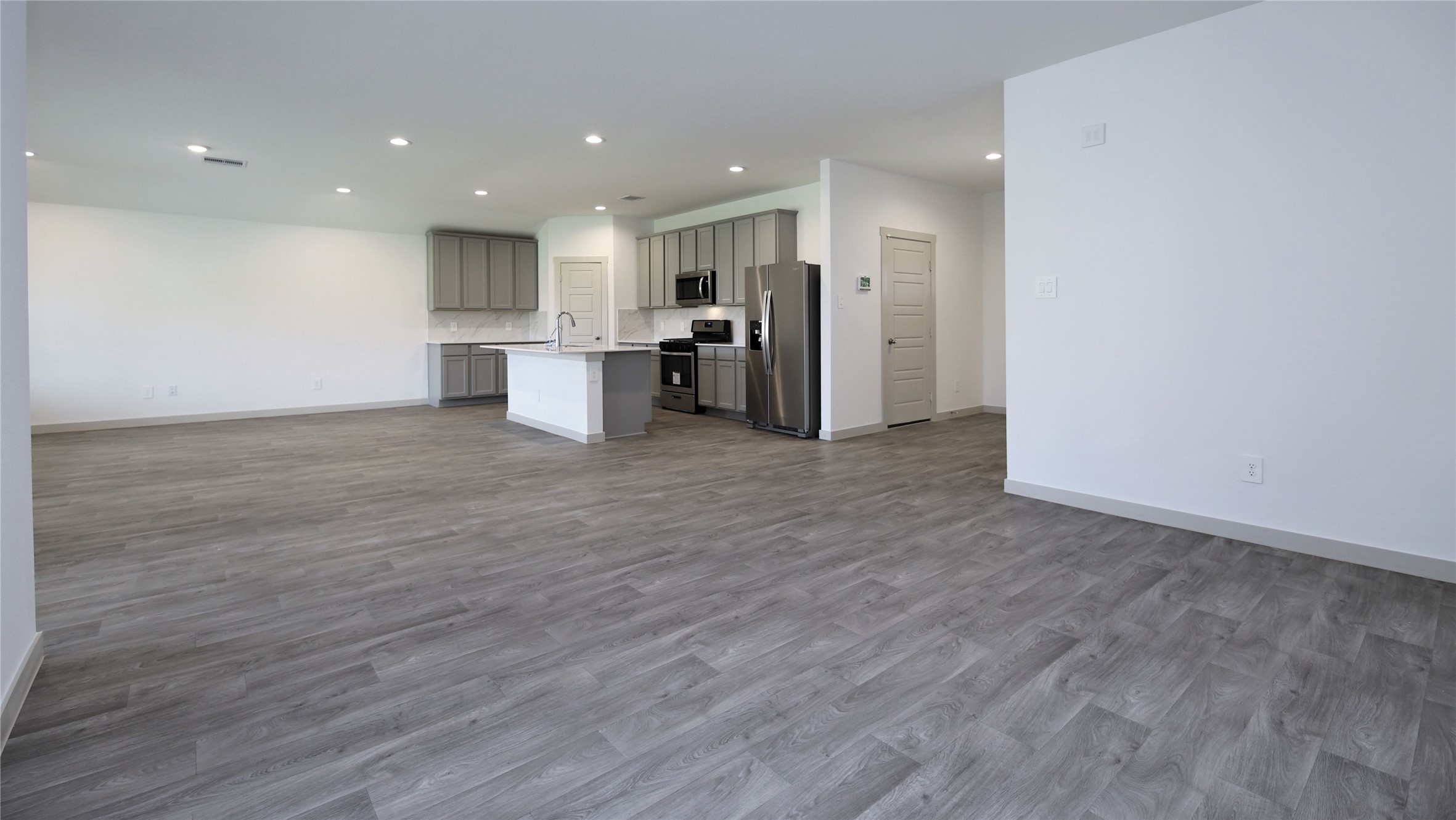 6830 Dell Vista Property Photo 7