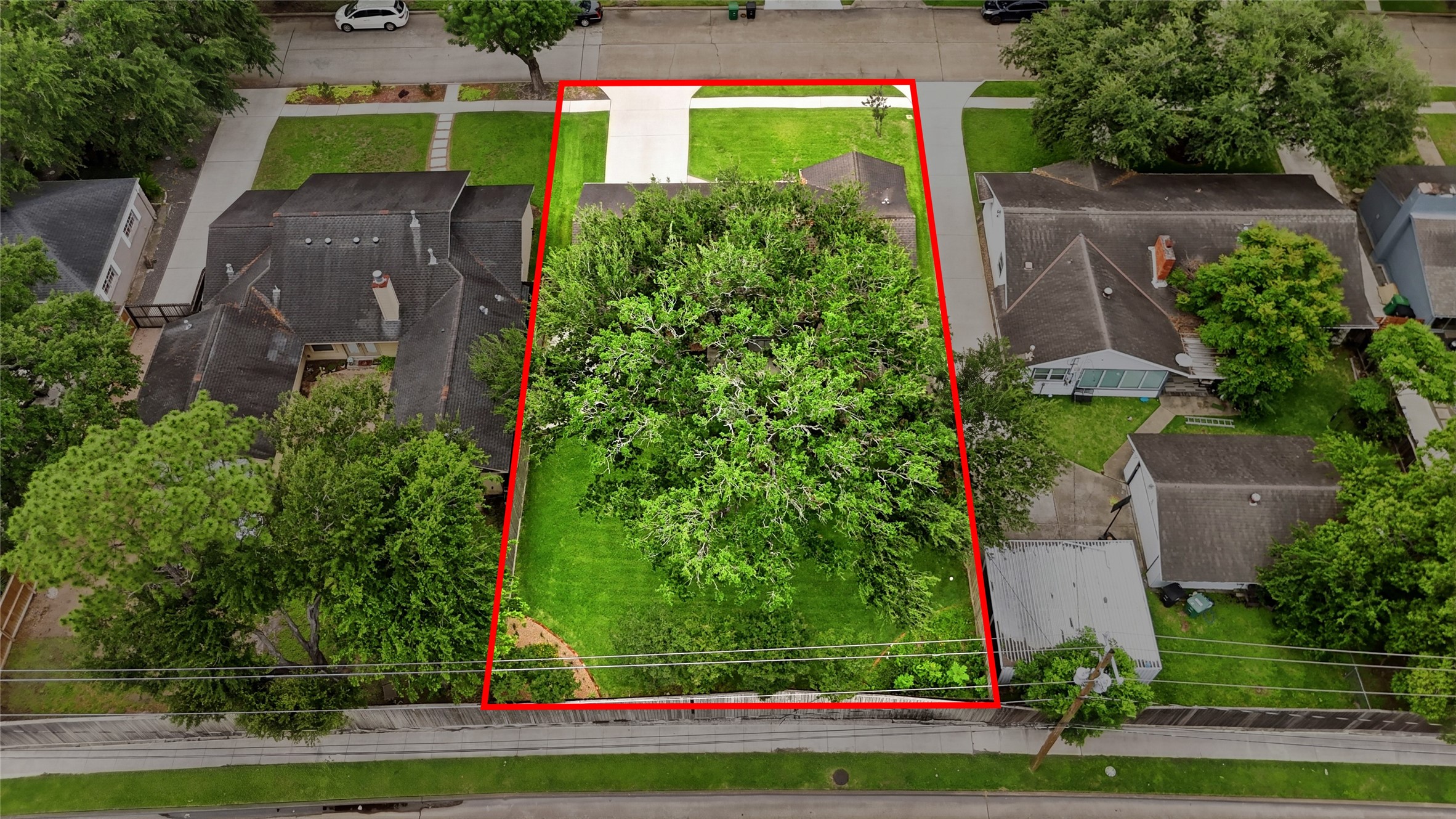 5015 Lymbar Drive Property Photo 4