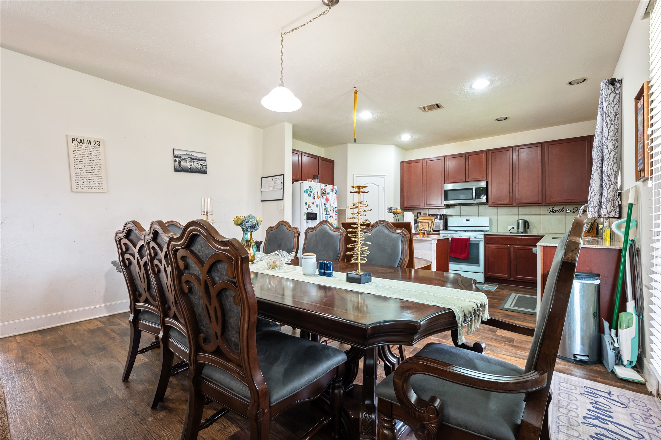 15215 Sunlight Bay Court Property Photo 10