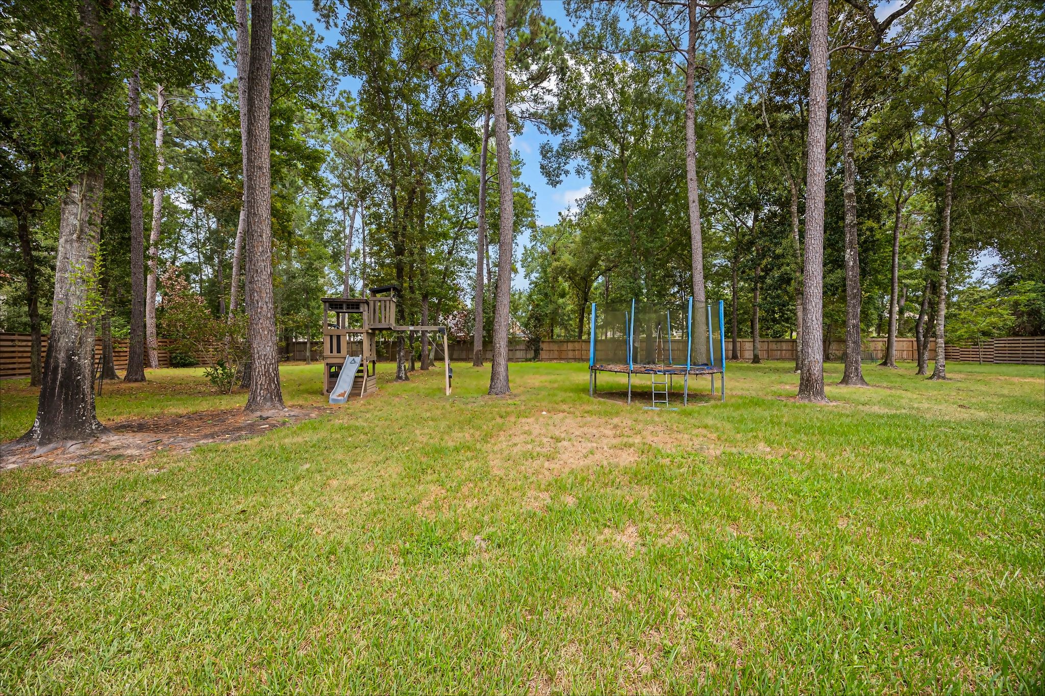 4111 Angling Ln Property Photo 23