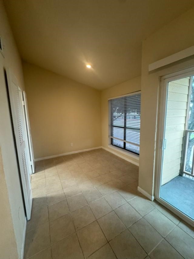 16111 Aspenglen Drive 1004 Property Photo 6
