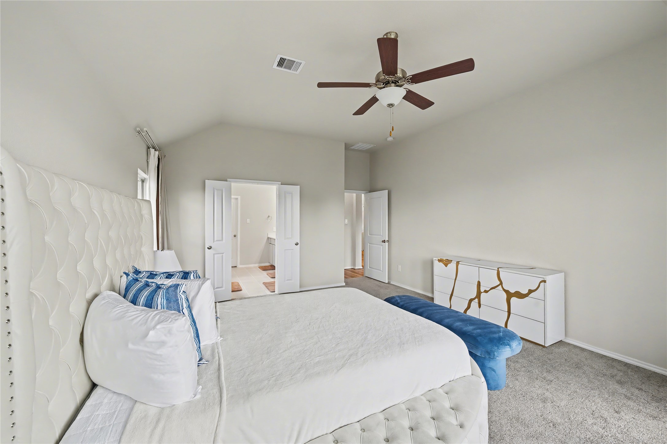 26006 Golden Dawn Trail Property Photo 35