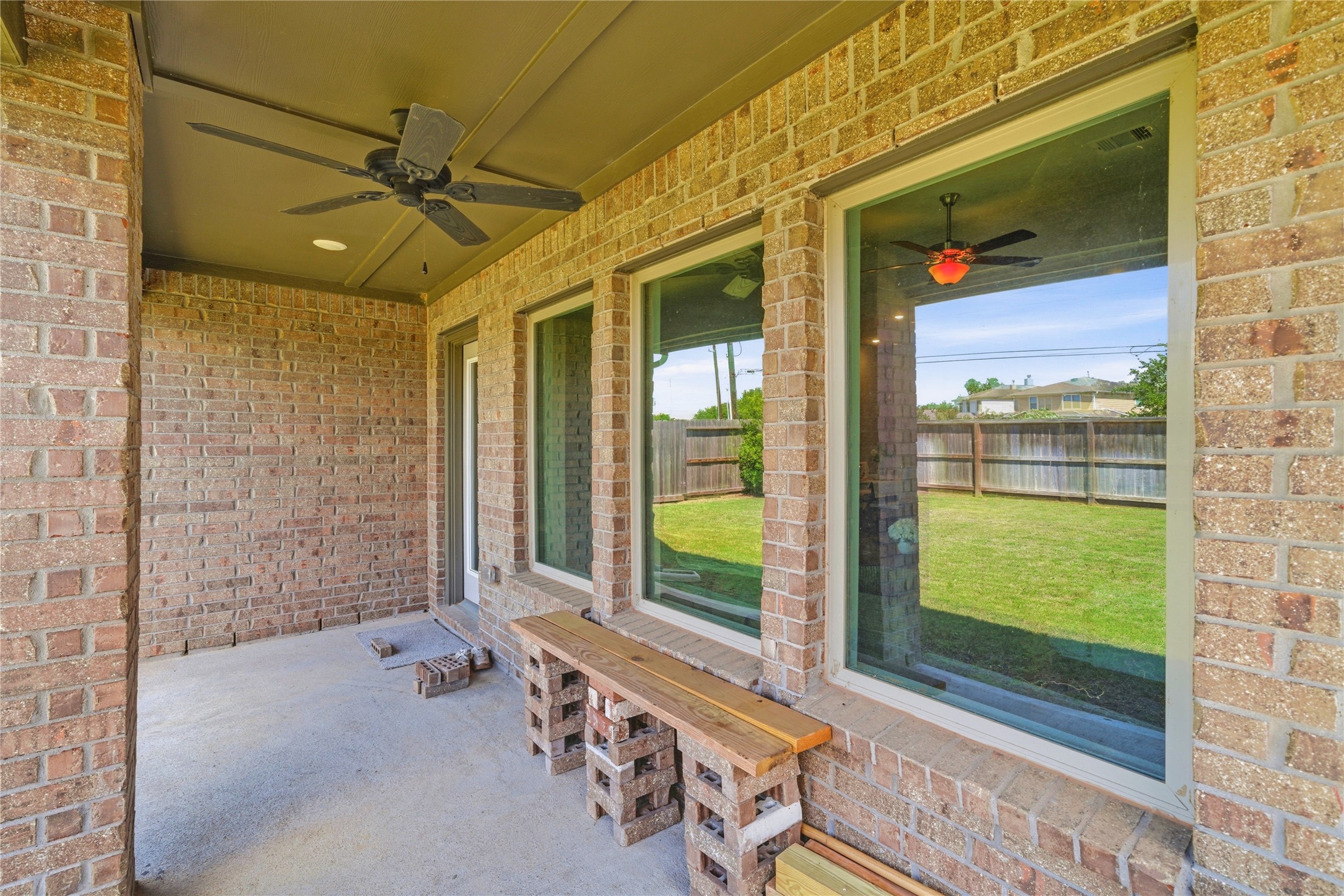 26006 Golden Dawn Trail Property Photo 41