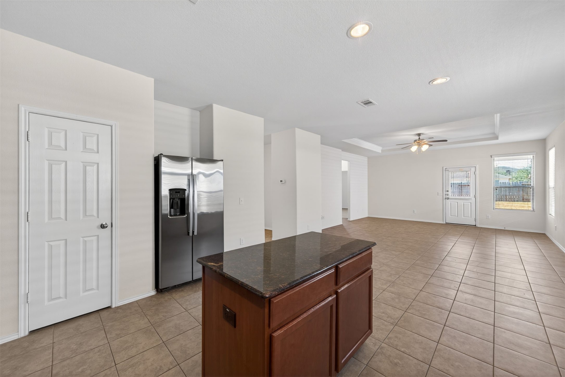 5815 Acacia Rose Court Property Photo 11