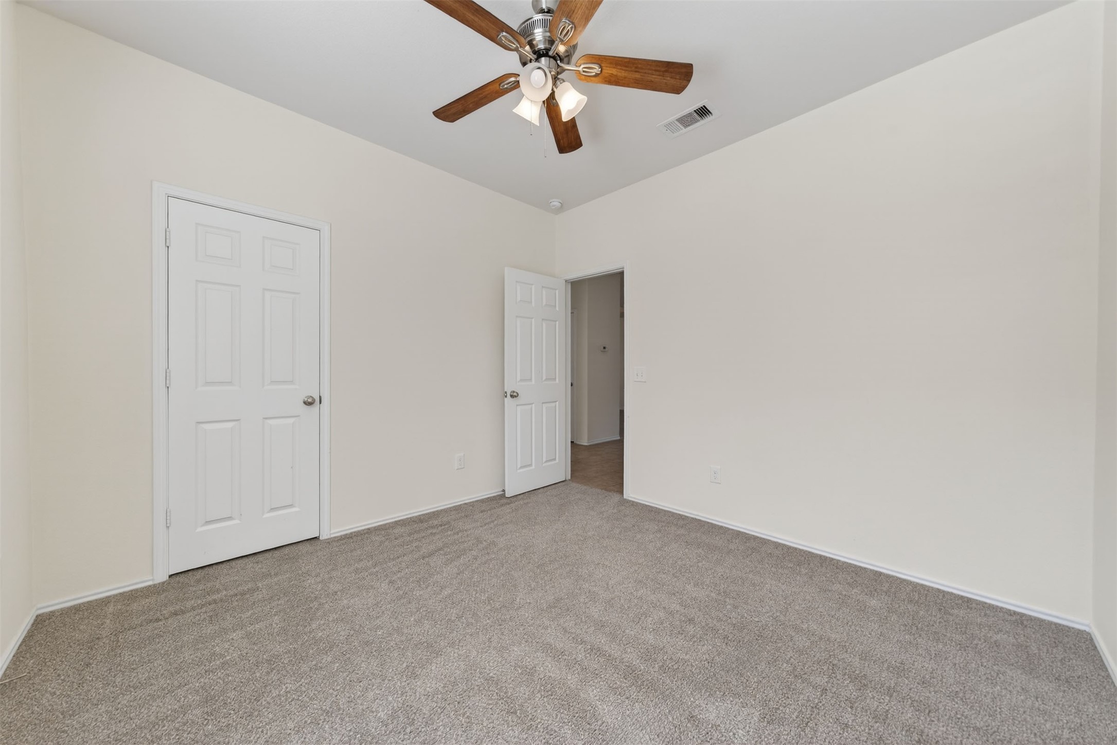 5815 Acacia Rose Court Property Photo 26
