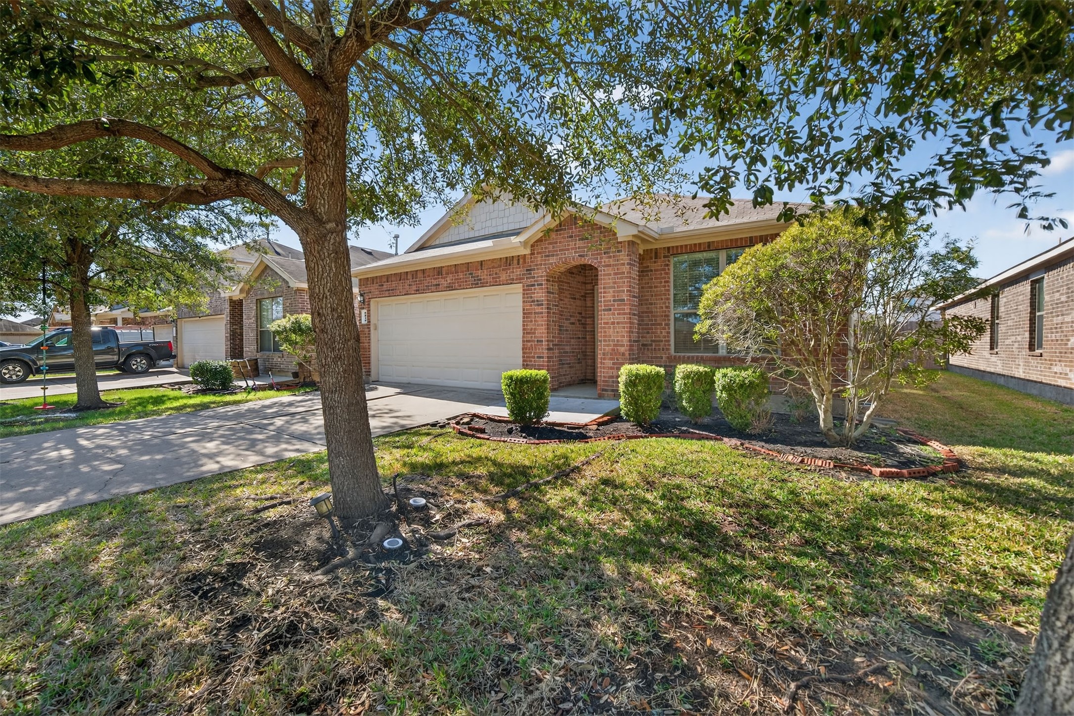 5815 Acacia Rose Court Property Photo 34