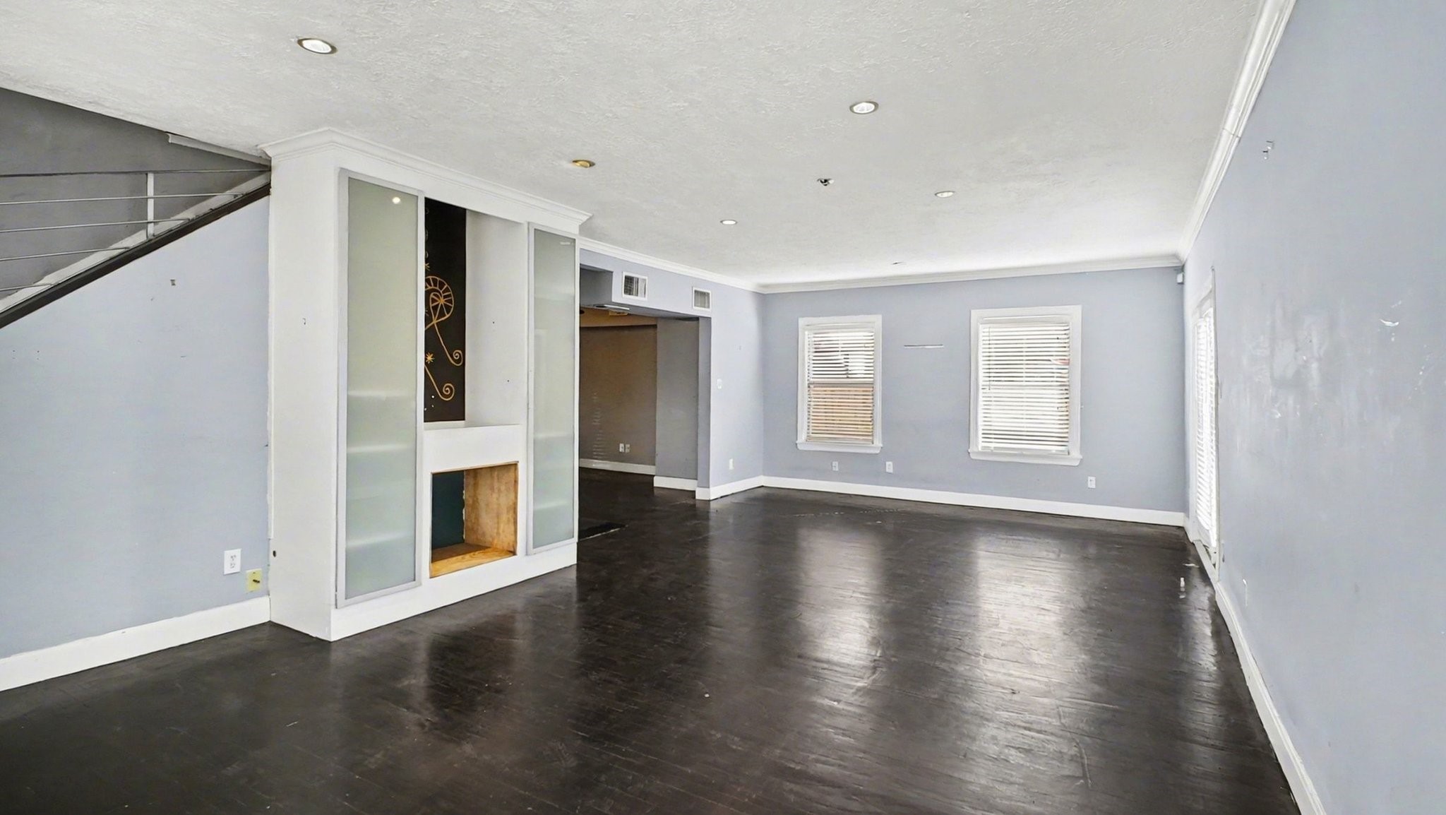 2005 Wentworth Street Property Photo 12