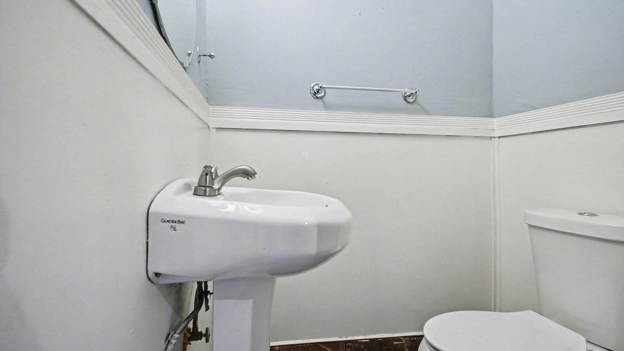 2005 Wentworth Street Property Photo 24