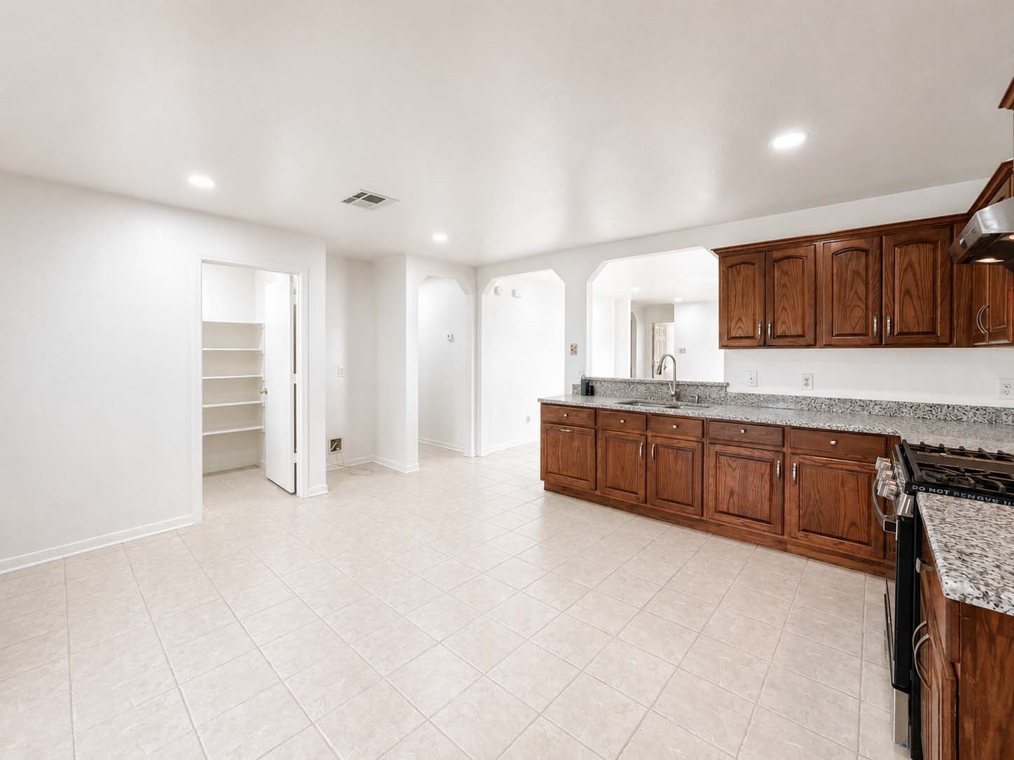 3209 Wheatmeadow Court Property Photo 10