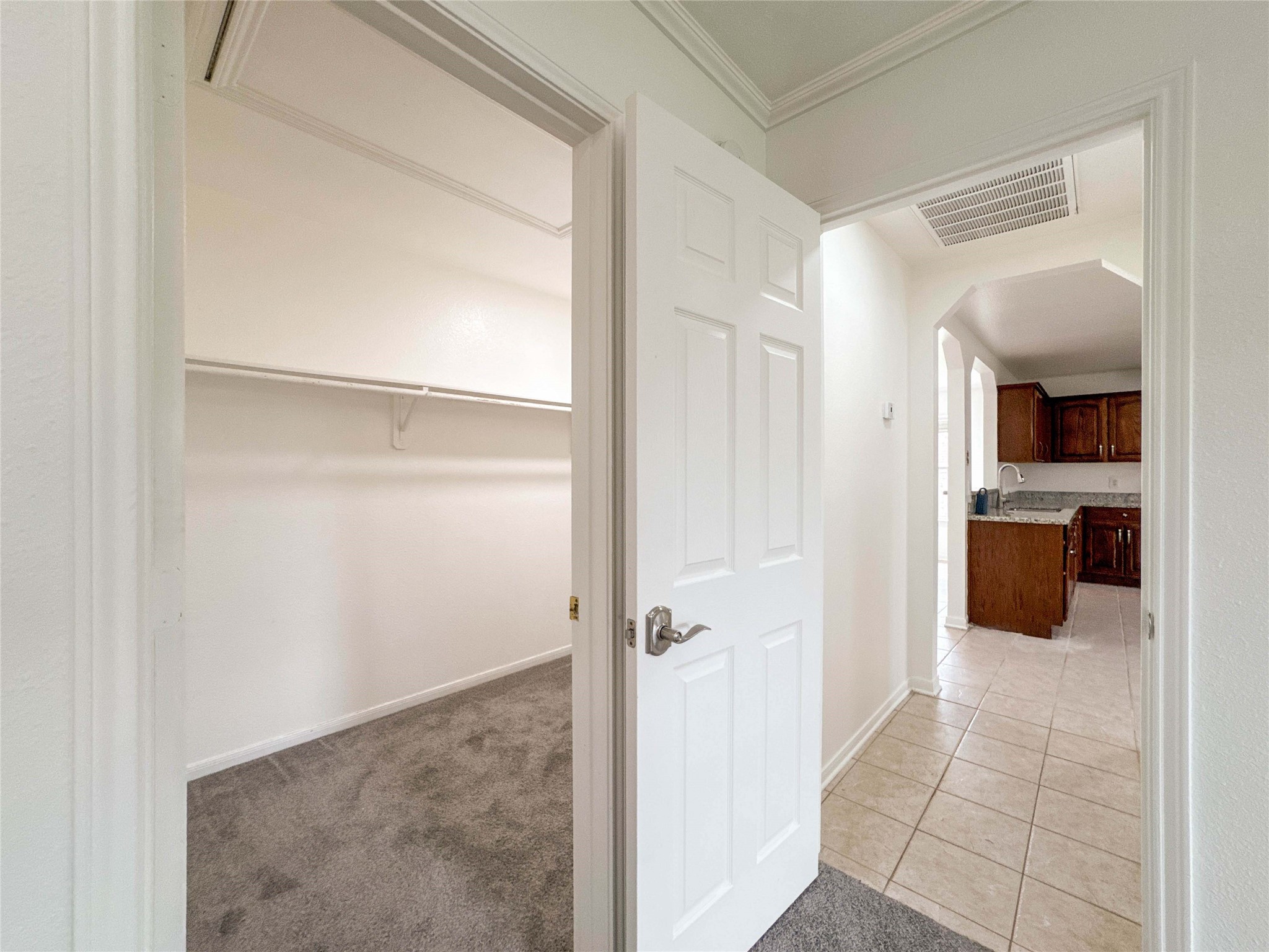 3209 Wheatmeadow Court Property Photo 13
