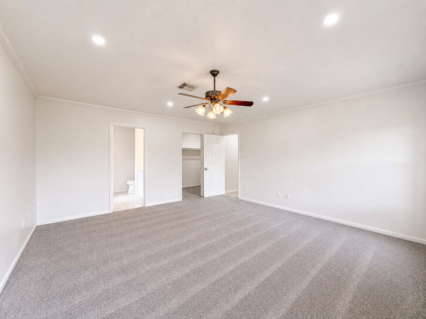 3209 Wheatmeadow Court Property Photo 14