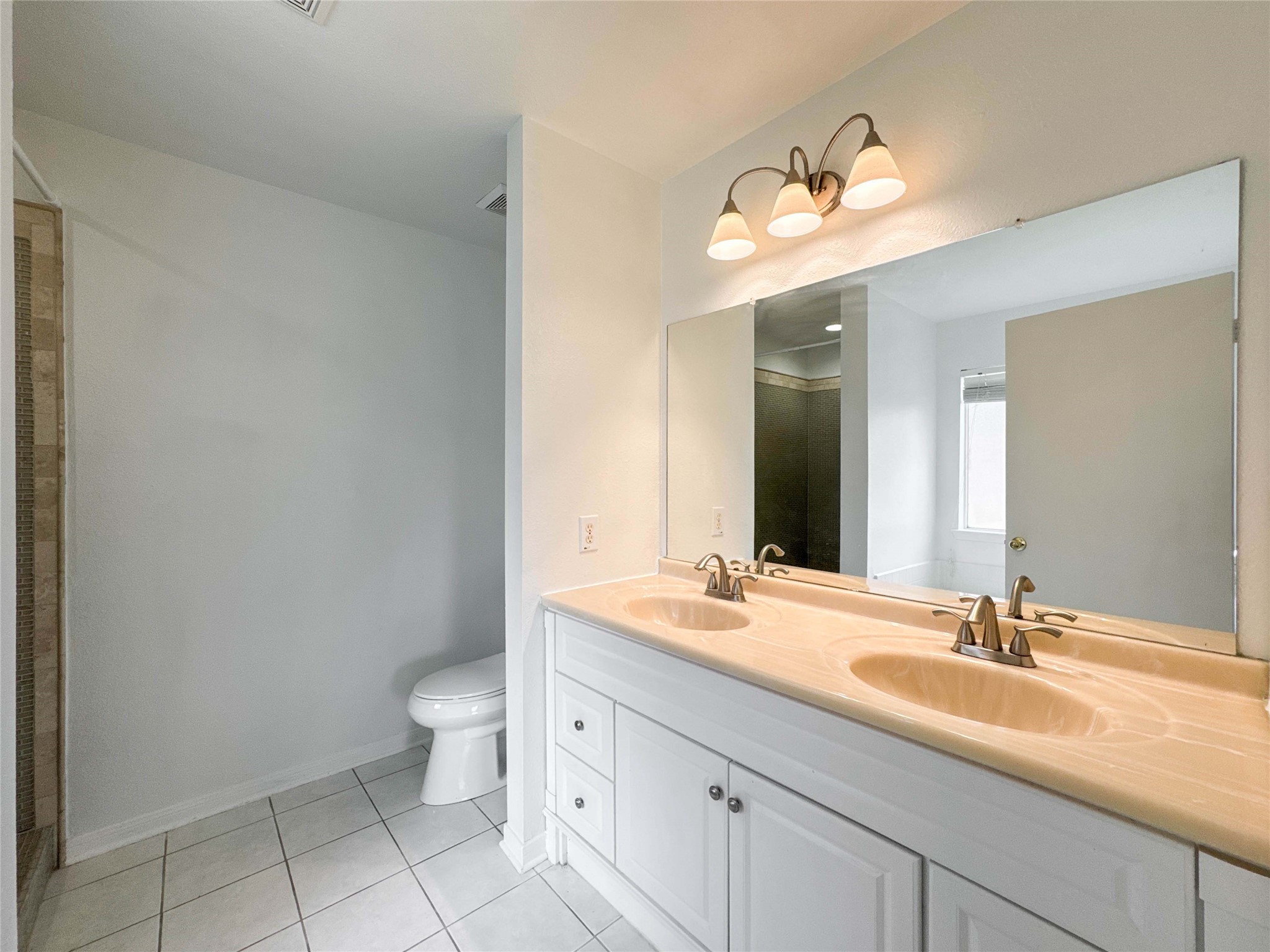 3209 Wheatmeadow Court Property Photo 17