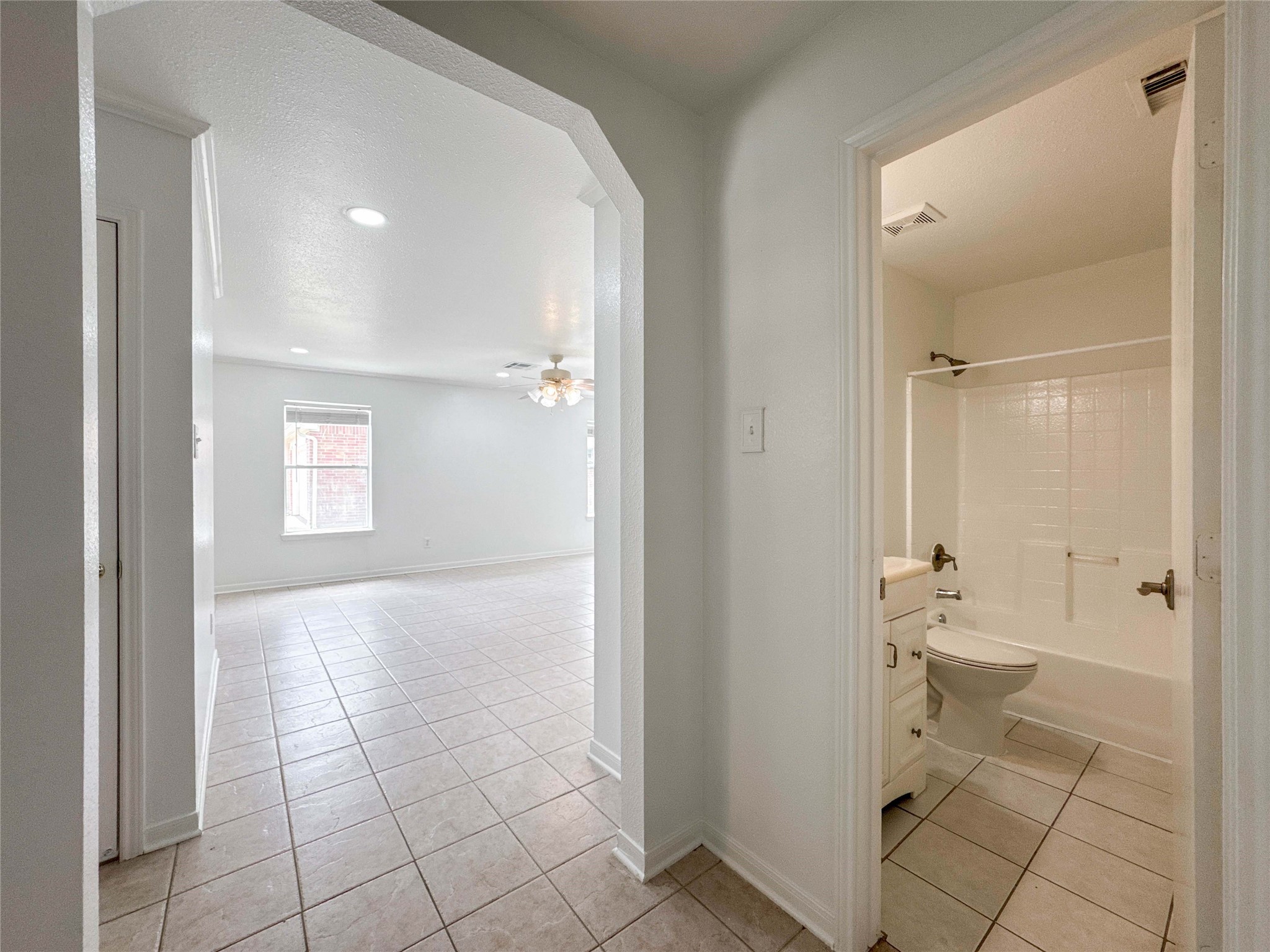 3209 Wheatmeadow Court Property Photo 25