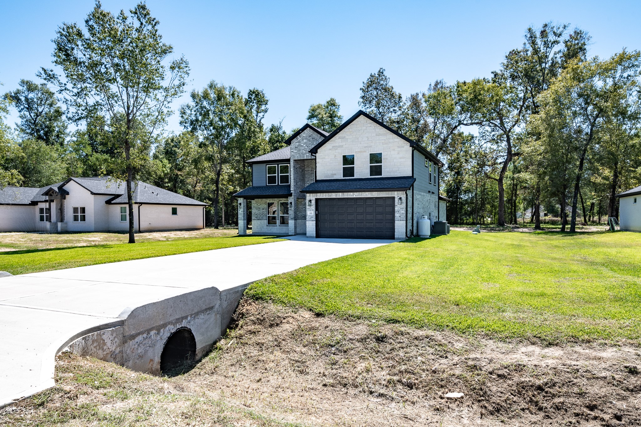 816 County Road 6609 Property Photo 4