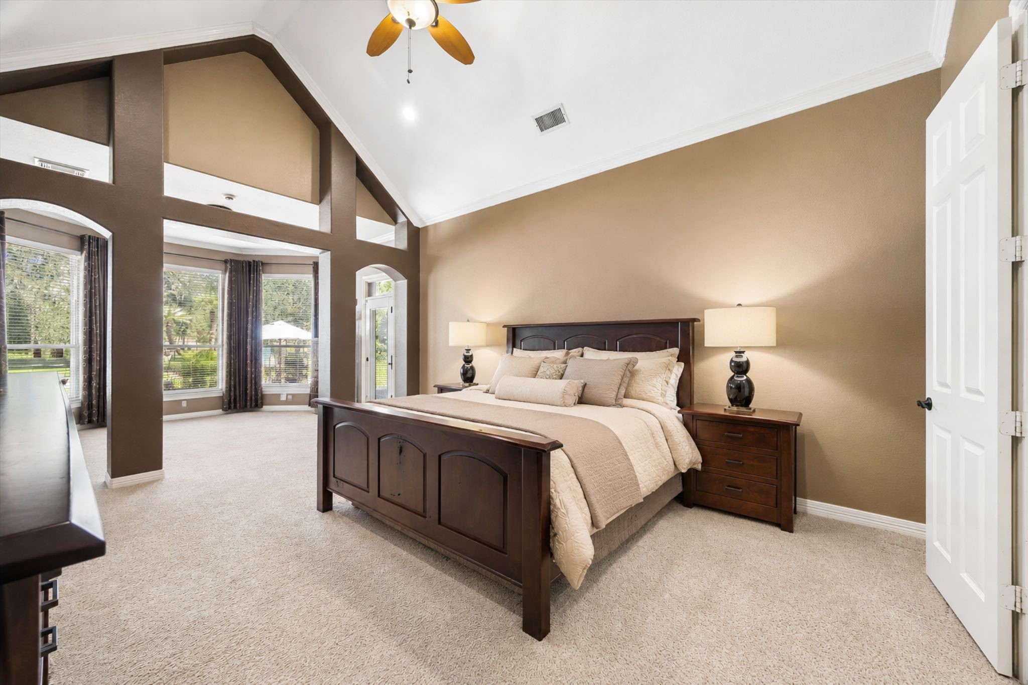 8827 Aubrey Lane Property Photo 15