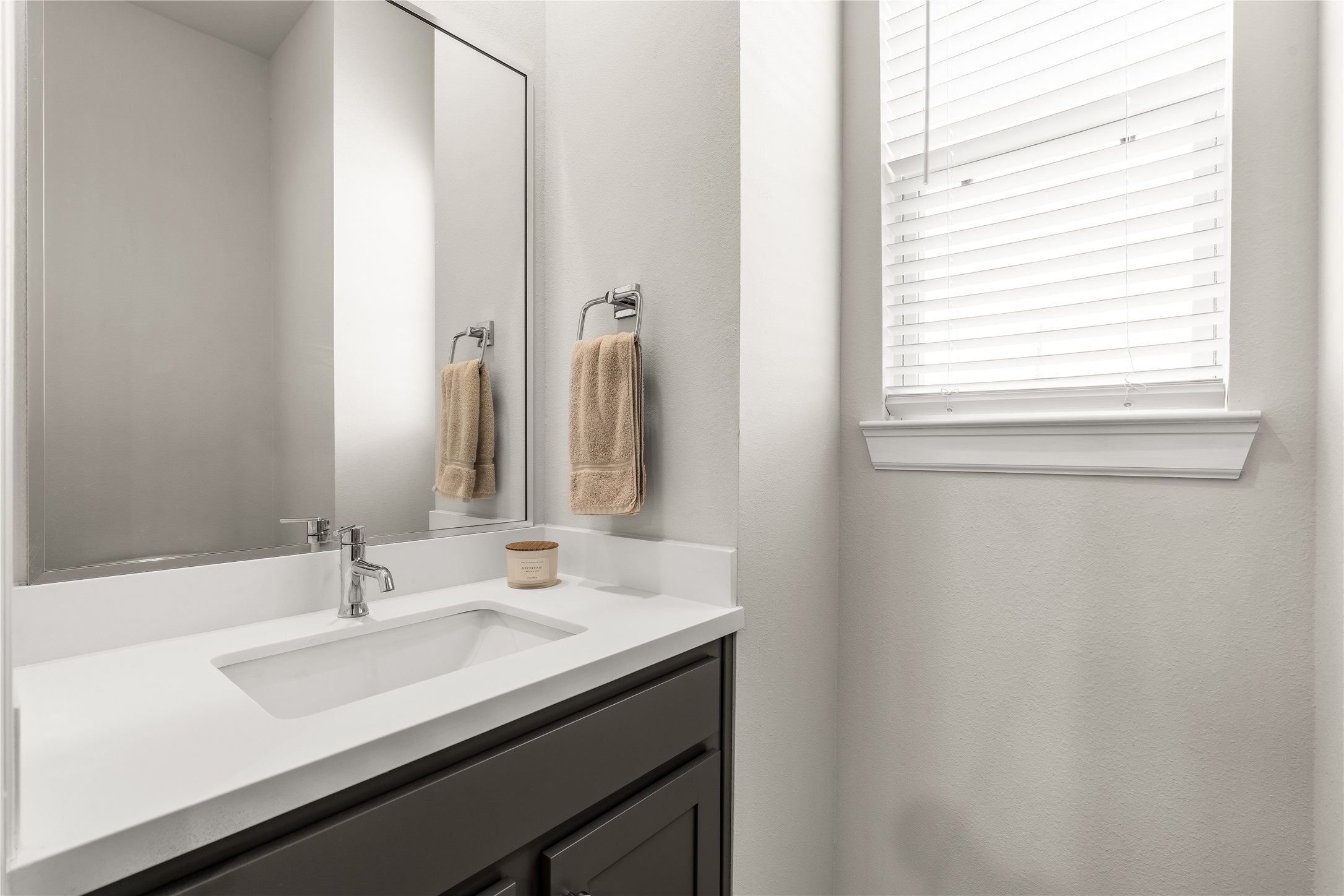 3020 Charline Avenue Property Photo 15