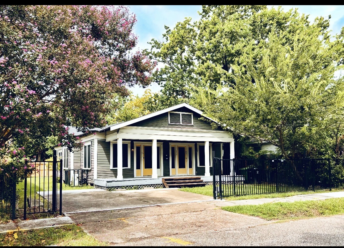 303 Northwood Street Property Photo 2