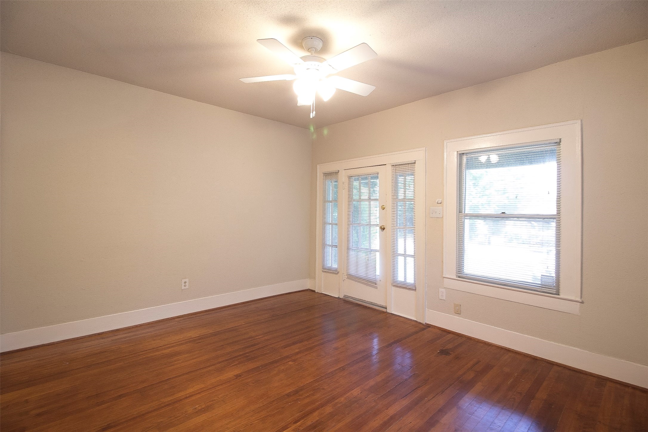 303 Northwood Street Property Photo 23