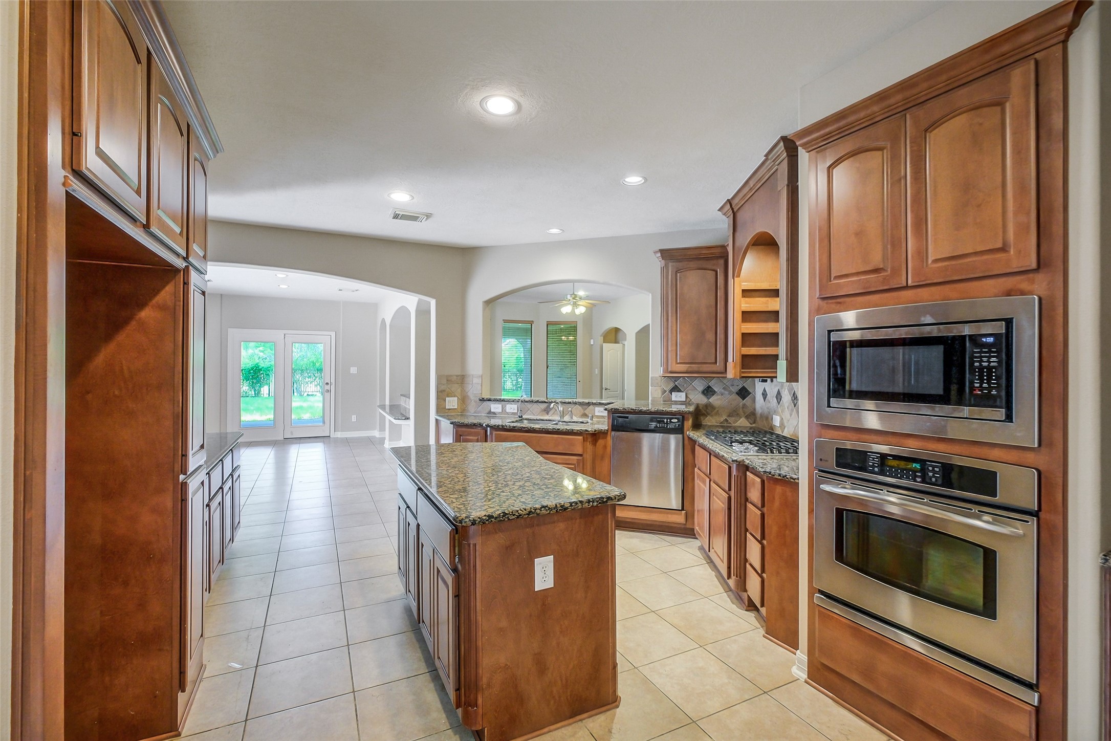 8915 Stones Throw Lane Property Photo 12