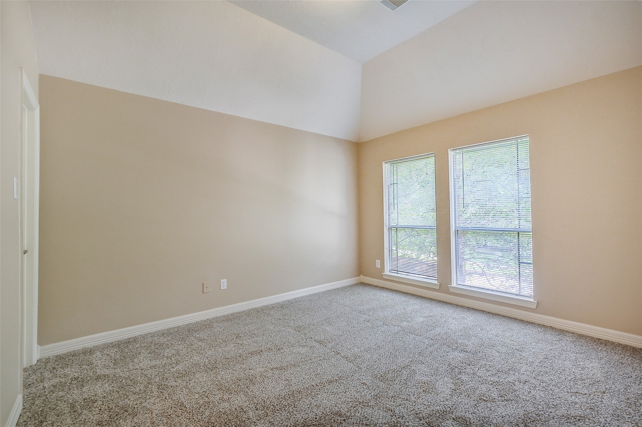 8915 Stones Throw Lane Property Photo 33